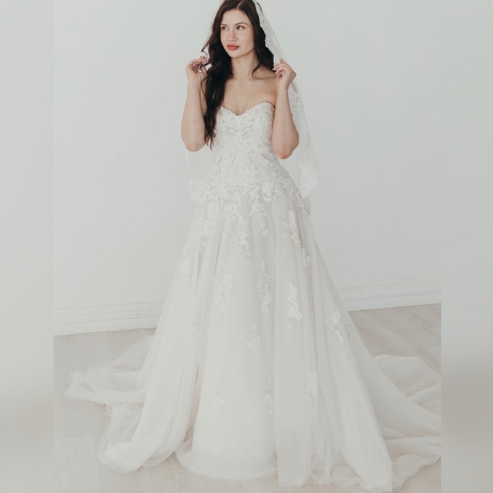 Davids Bridal Gown